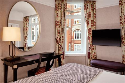 What it's like to stay at St. Ermin's Hotel London where spies .